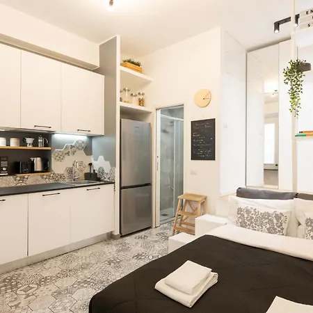Tiny & Tidy Studio In The Key Area Of Milan Exterior photo