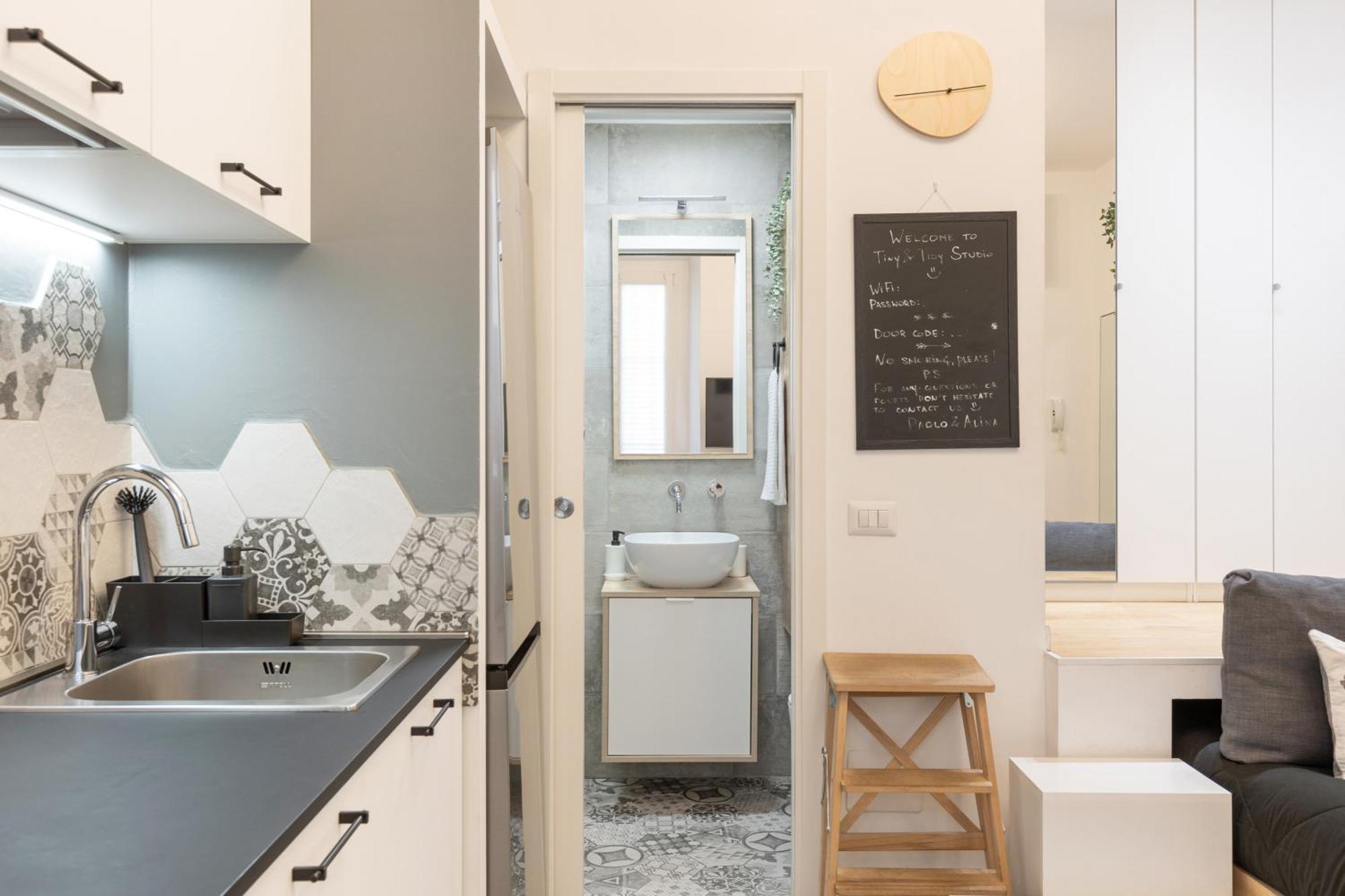 Apartment Tiny & Tidy In The Key Area Of Mailand